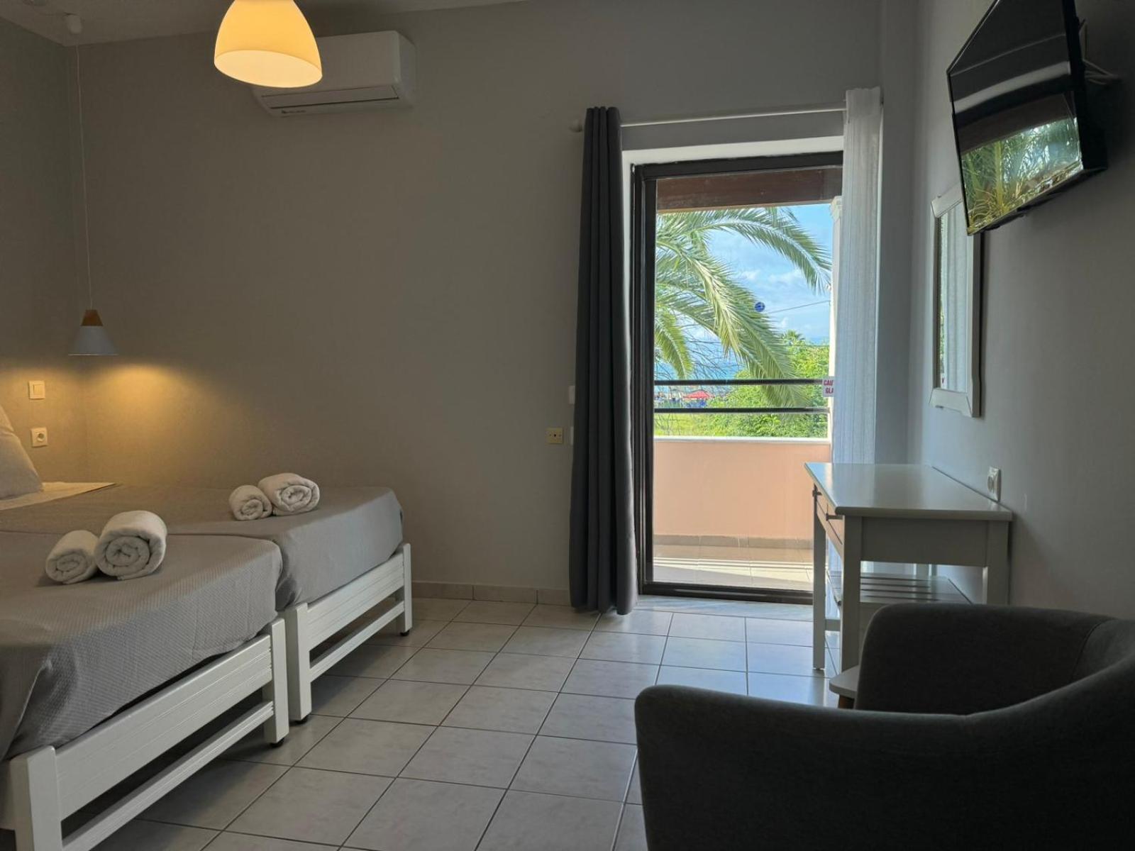 Elizabeth Aparthotel Roda  Bagian luar foto